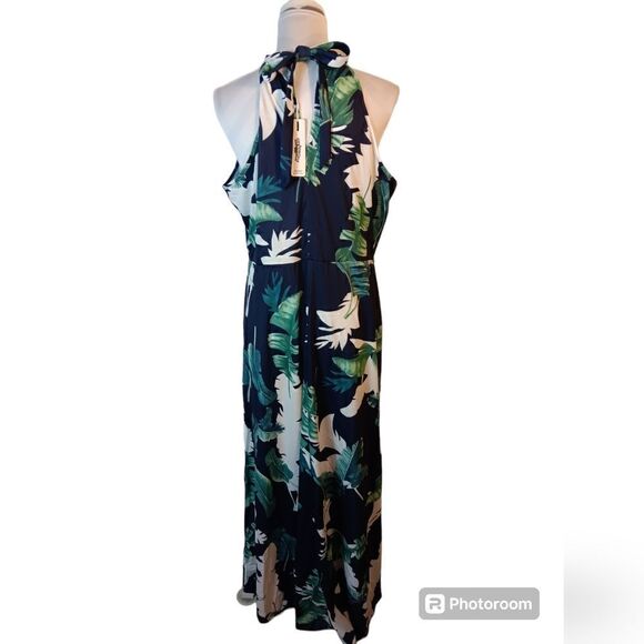 Styleword Halter Tropical Maxi Dress - Picture 4 of 9